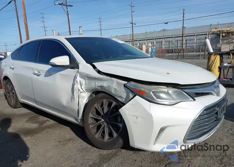 2017 Toyota Avalon Xle Plus z USA, uszkodzony, nr VIN 4T1BK1EB2HU243635